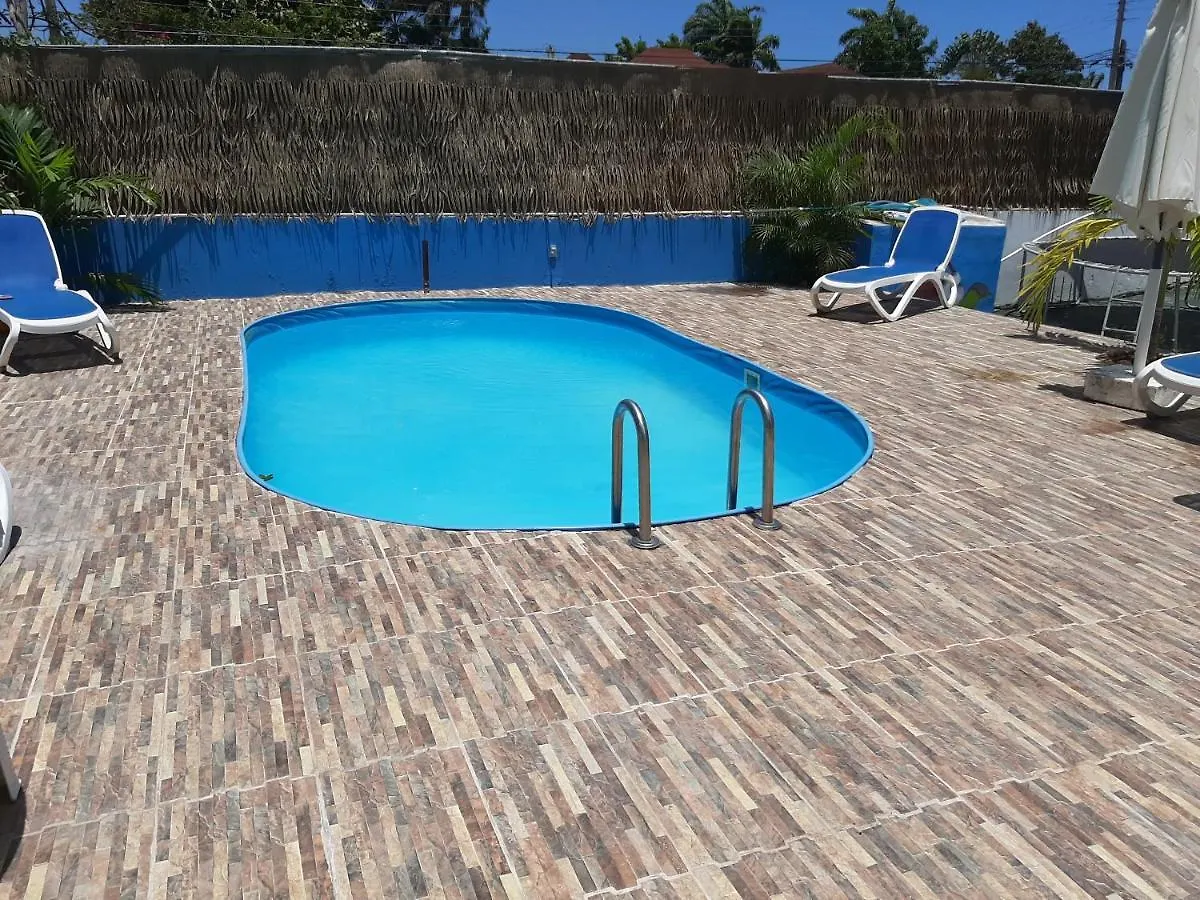 Holiday home Veneshia'S Coral Gardens